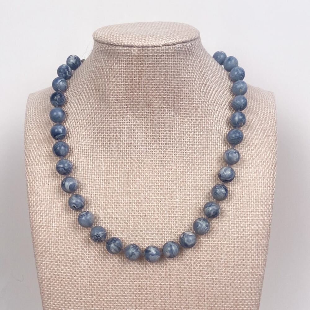 Blue Beaded Vintage Necklace - Picture 2 of 4